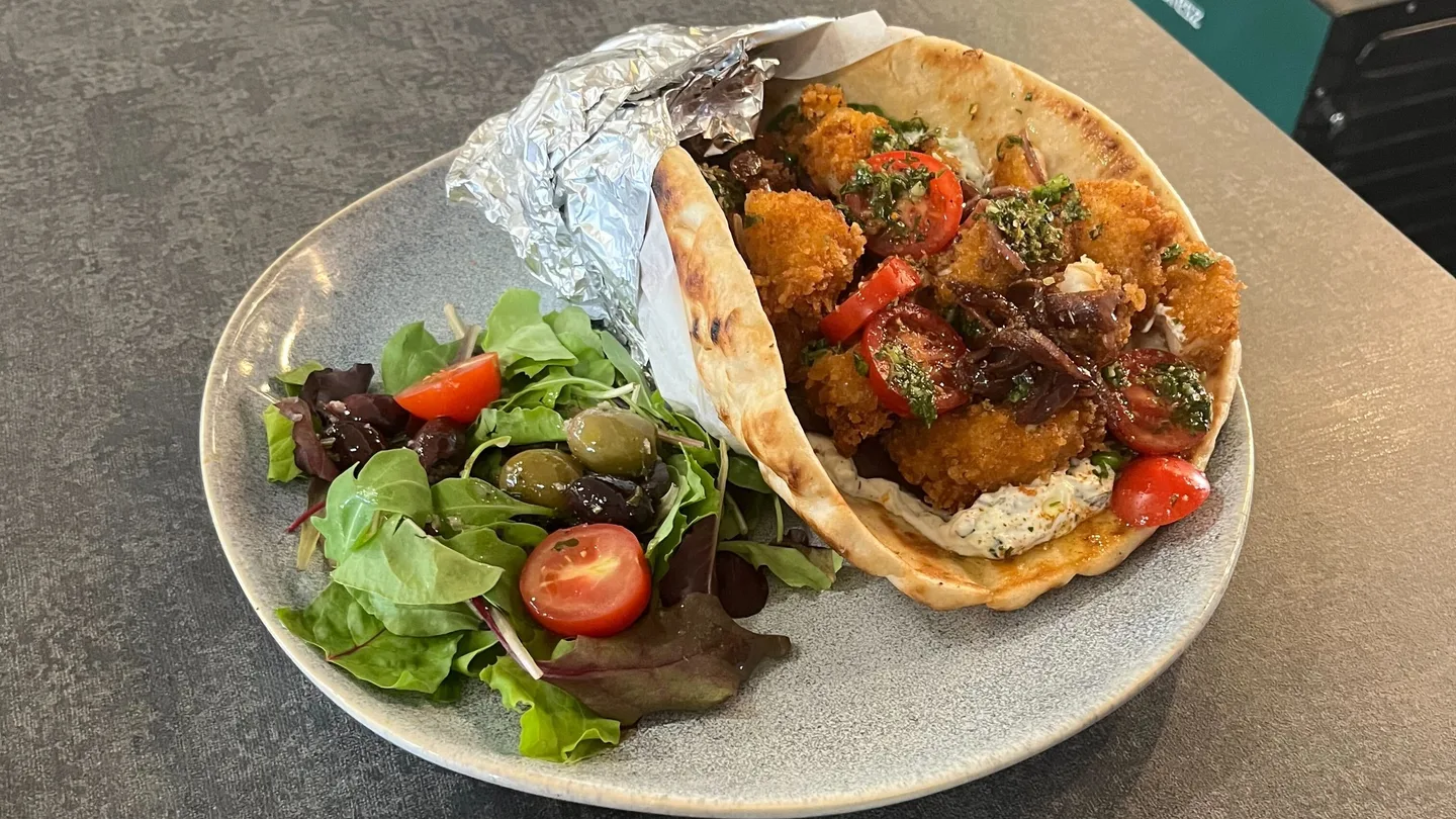 Görög pita garnélával